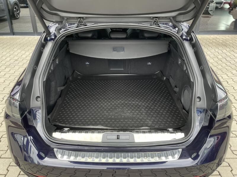 Vozidlo Peugeot 508
