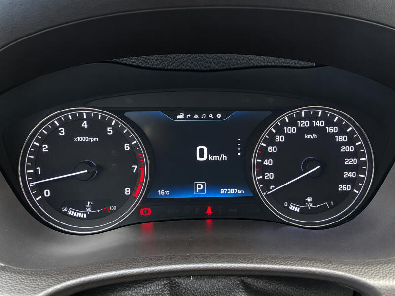 Vozidlo Hyundai Genesis