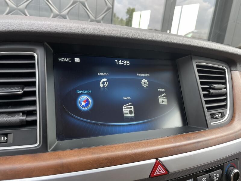 Vozidlo Hyundai Genesis