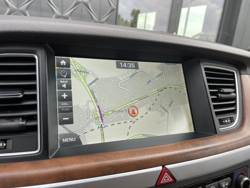 Vozidlo Hyundai Genesis