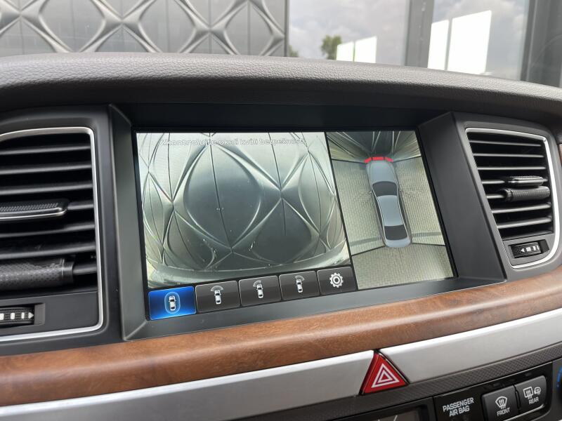 Vozidlo Hyundai Genesis