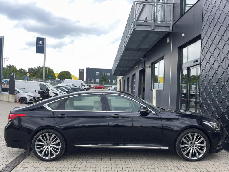 Vozidlo Hyundai Genesis