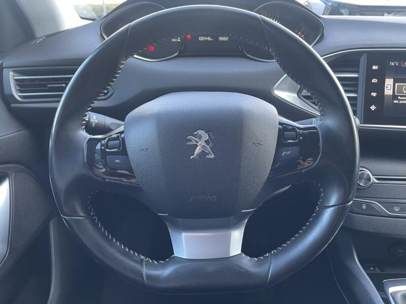 Vozidlo Peugeot 308