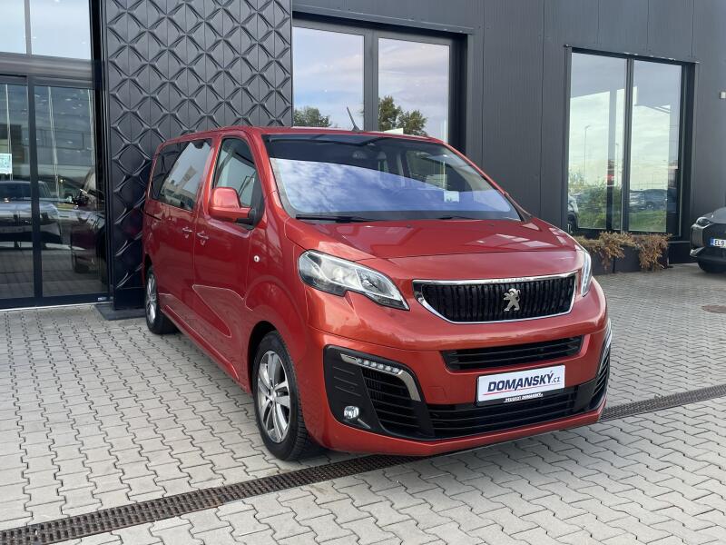 Vozidlo Peugeot Traveller