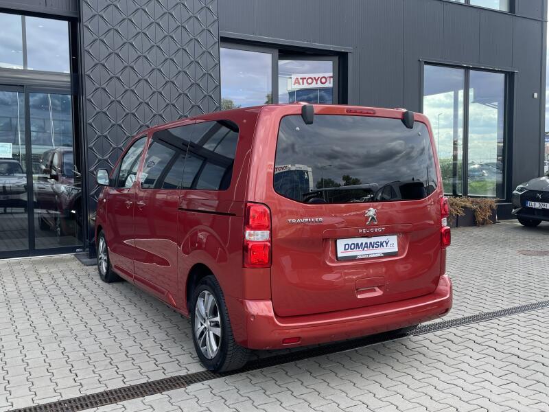 Vozidlo Peugeot Traveller