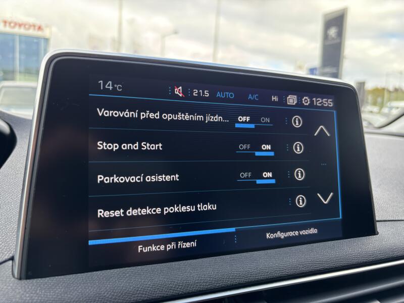 Vozidlo Peugeot 3008
