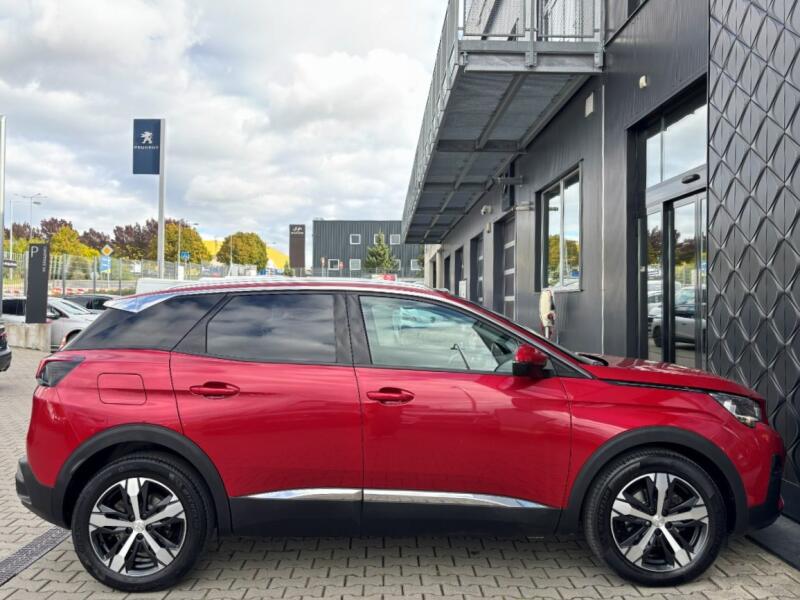 Vozidlo Peugeot 3008