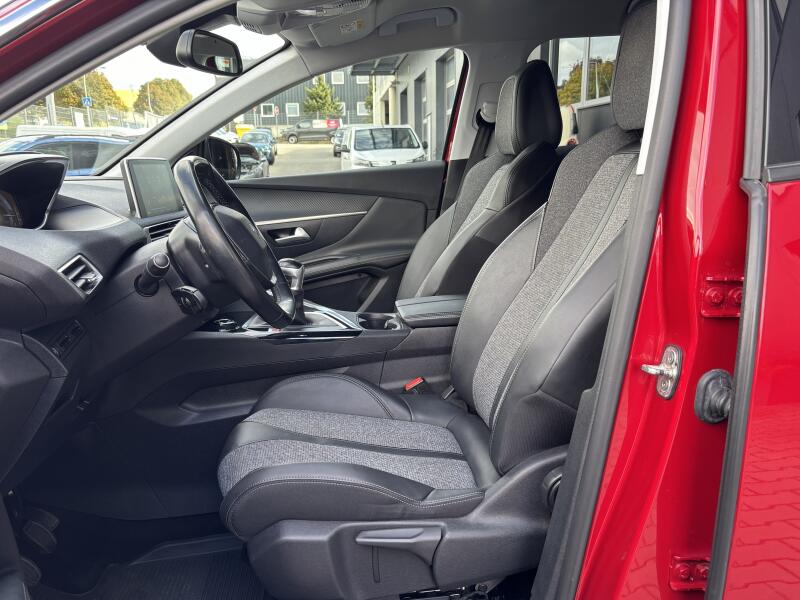 Vozidlo Peugeot 3008
