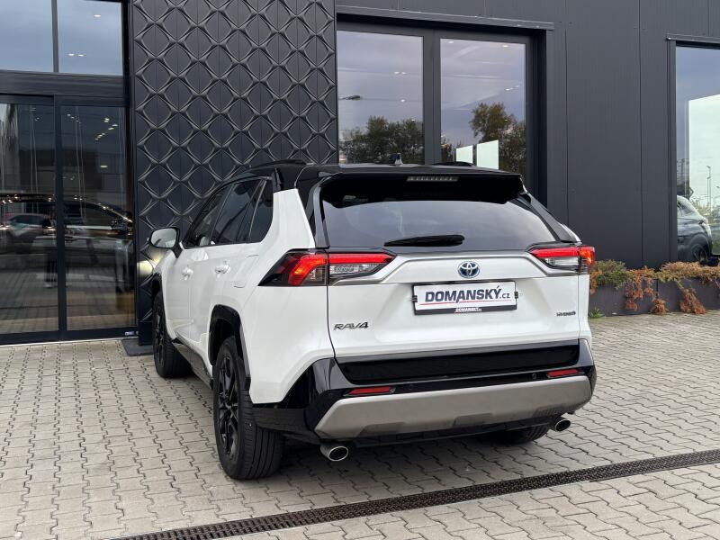 Vozidlo Toyota RAV4