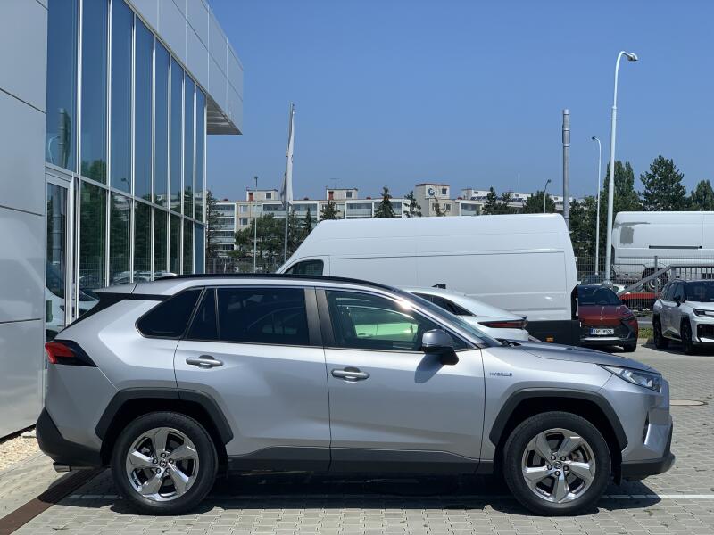 Vozidlo Toyota RAV4