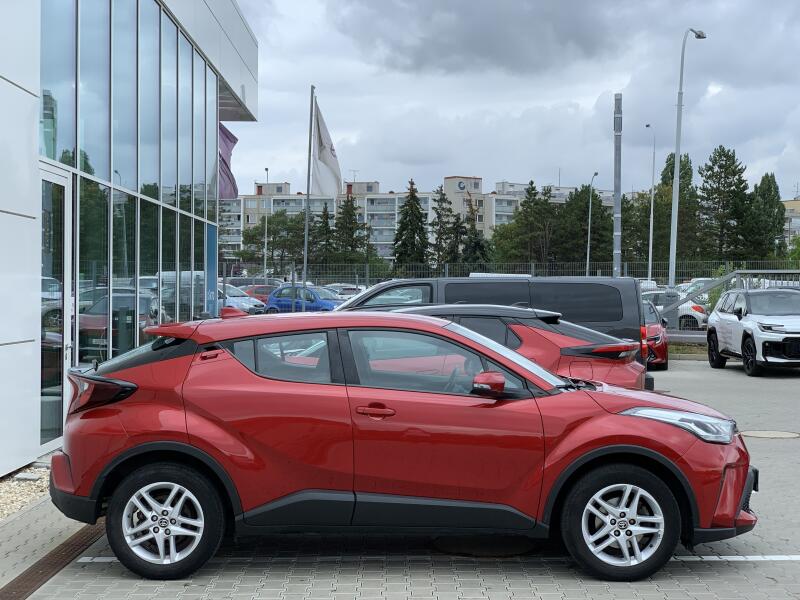 Vozidlo Toyota C-HR