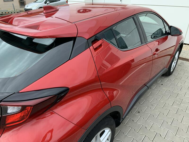 Vozidlo Toyota C-HR