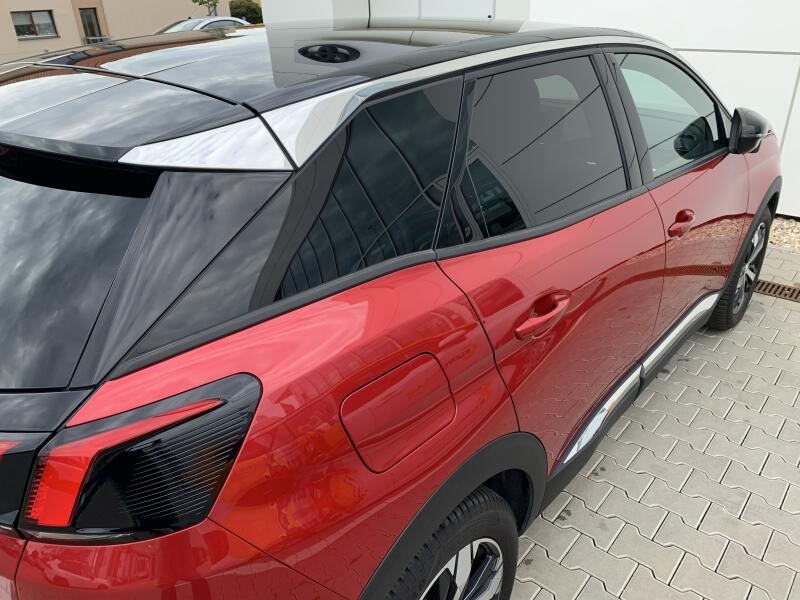 Vozidlo Peugeot 3008