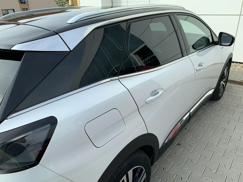 Vozidlo Peugeot 3008