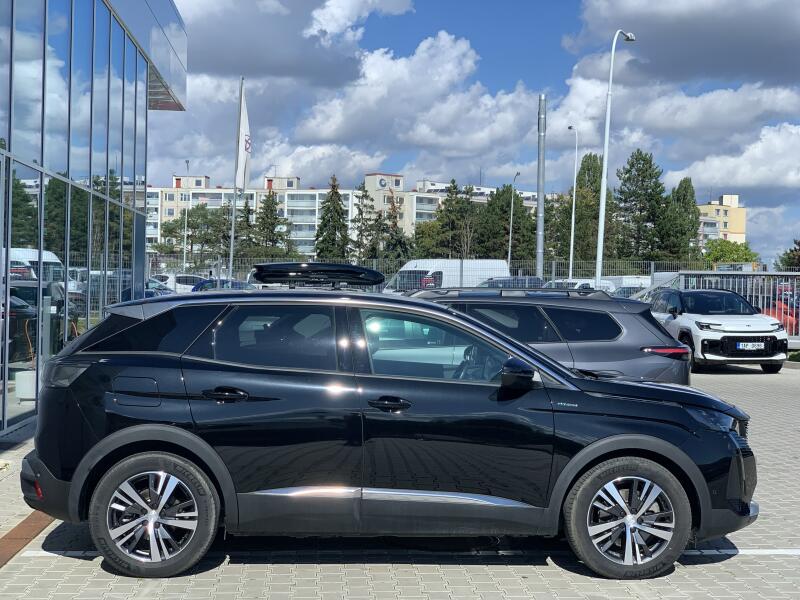 Vozidlo Peugeot 3008
