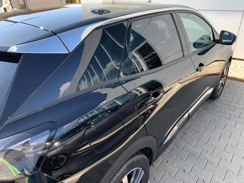 Vozidlo Peugeot 3008