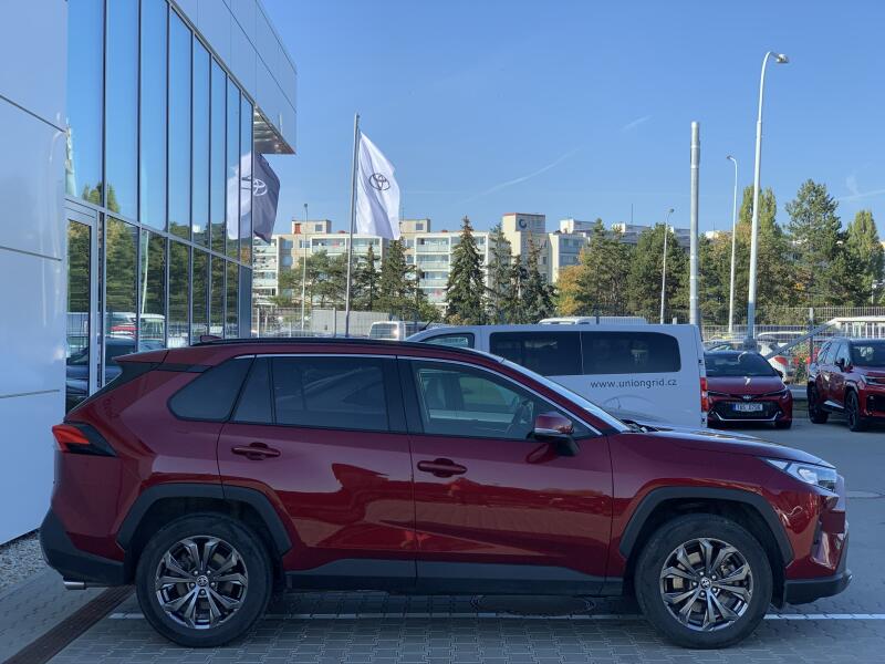 Vozidlo Toyota RAV4